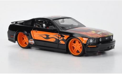 Diecast model cars Ford Mustang 1/24 Maisto GT Harley-Davidson 2006 Ford Mustang 1/24 Maisto GT Harley-Davidson 2006 diecast model cars