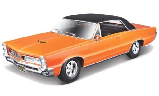 Diecast model cars Pontiac GTO 1/18 Maisto metallic orange/matt-black 1965 Pontiac GTO 1/18 Maisto metallic orange/matt-black 1965 diecast model cars