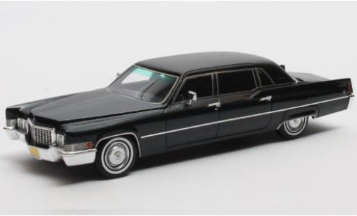 Diecast model cars Cadillac Fleetwood 1/43 Matrix Series 75 Limousine blue/matt-black 1970 Cadillac Fleetwood 1/43 Matrix Series 75 Limousine blue/matt-black 1970 diecast model cars