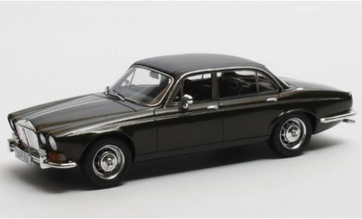 Daimler Double Six 1/43 Matrix Vanden Plas Series 1 metallic green/matt-black RHD 1973 diecast model cars