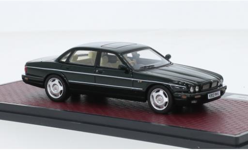 Diecast model cars Jaguar XJ 1/43 Matrix R (X300) green foncé RHD 1994 Jaguar XJ 1/43 Matrix R (X300) green foncé RHD 1994 diecast model cars