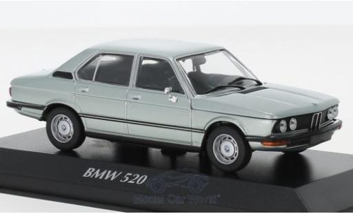 Diecast model cars Bmw 520 1/43 Maxichamps (E12) metallic blue 1972 Bmw 520 1/43 Maxichamps (E12) metallic blue 1972 diecast model cars