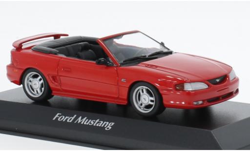 Diecast model cars Ford Mustang 1/43 Maxichamps Cabriolet red 1994 Ford Mustang 1/43 Maxichamps Cabriolet red 1994 diecast model cars
