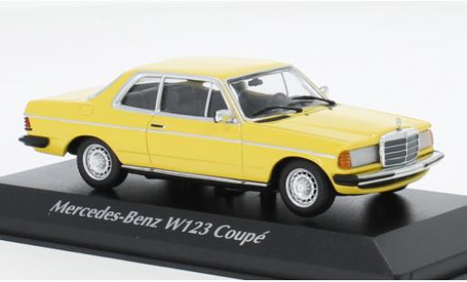 Diecast model cars Mercedes 230 1/43 Maxichamps CE (C123) yellow 1976 Mercedes 230 1/43 Maxichamps CE (C123) yellow 1976 diecast model cars