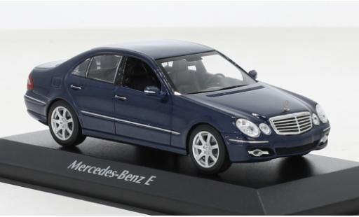 Diecast model cars Mercedes Classe E 1/43 Maxichamps (W211) metallise blue 2006 Mercedes Classe E 1/43 Maxichamps (W211) metallise blue 2006 diecast model cars