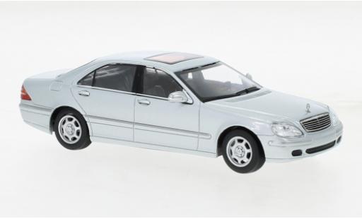 Diecast model cars Mercedes Classe S 1/43 Maxichamps (W220) grey 1998 Mercedes Classe S 1/43 Maxichamps (W220) grey 1998 diecast model cars