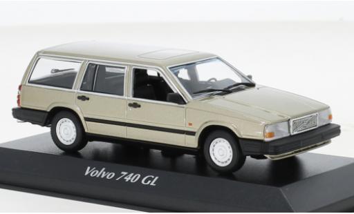 Diecast model cars Volvo 740 1/43 Maxichamps Break metallise beige 1986 Volvo 740 1/43 Maxichamps Break metallise beige 1986 diecast model cars