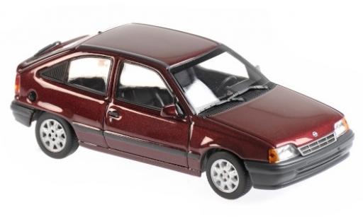 Diecast model cars Opel Kadett 1/43 Maxichamps E 1.8i metallic red 1990 Opel Kadett 1/43 Maxichamps E 1.8i metallic red 1990 diecast model cars