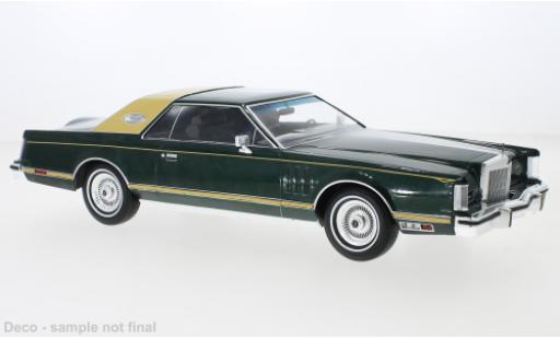 Diecast model cars Lincoln Continental 1/18 MCG Mark V metallise green 1978 Lincoln Continental 1/18 MCG Mark V metallise green 1978 diecast model cars