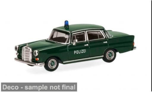Diecast model cars Mercedes 200 D (W110) 1965 Polizei Hessen 1/87 Herpa