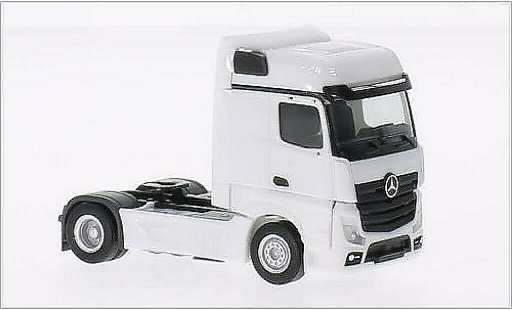 Mercedes Actros Bigspace 1/87 Herpa white diecast model cars