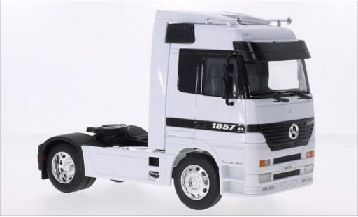 Mercedes Actros Base 1/32 Welly white diecast model cars