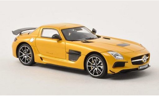 Mercedes B Black Series 1/43 Minichamps AMG (C197) yellow 2013 diecast model cars