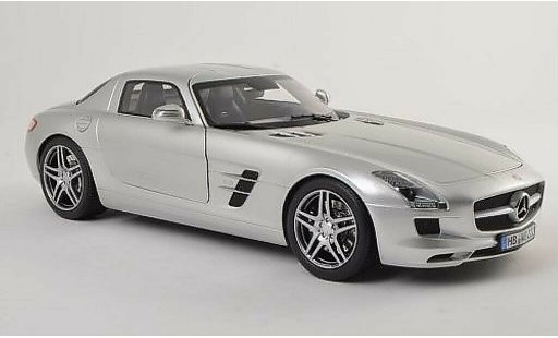 Mercedes C Coupe 1/18 Norev AMG (C197) grey 2010 diecast model cars