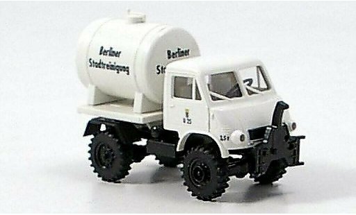 Mercedes Unimog 401-404 1/87 Brekina U 402 BSR with Tank diecast model cars