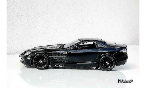 Mercedes SLR Base 1/18 Maisto mac laren black diecast model cars