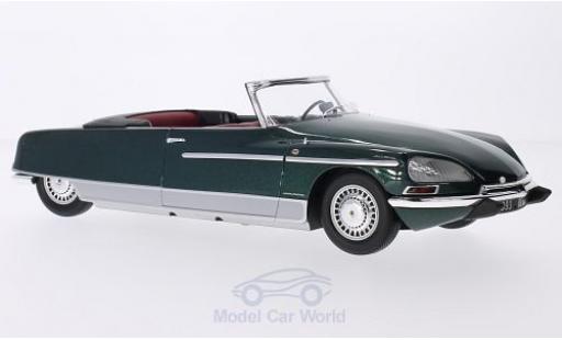 Diecast model cars Citroen DS 1/18 Metal 18 21 Chapron Palm Beach metallic green 1968 mit Beleuchtung (Batterien nicht enthalten) Citroen DS 1/18 Metal 18 21 Chapron Palm Beach metallic green 1968 mit Beleuchtung (Batterien nicht enthalten) diecast model cars