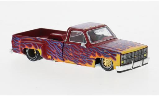 Diecast model cars Chevrolet Silverado 1/64 Mini GT Dually on Fire V1 Dekor 1:64 Chevrolet Silverado 1/64 Mini GT Dually on Fire V1 Dekor 1:64 diecast model cars