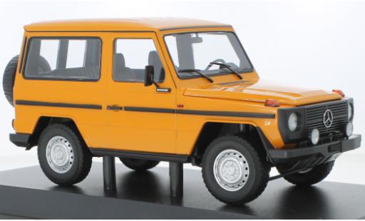 Diecast model cars Mercedes Classe G 1/18 Minichamps G-classe SWB (W460) orange 1980 Mercedes Classe G 1/18 Minichamps G-classe SWB (W460) orange 1980 diecast model cars