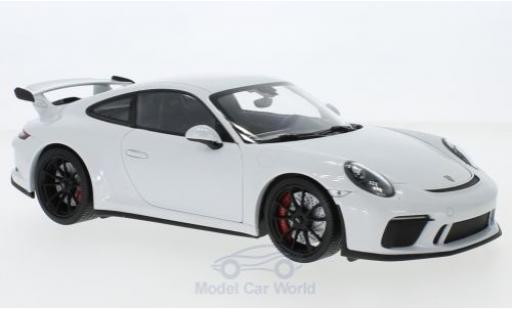 Diecast model cars Porsche 991 GT3 1/18 Minichamps 911 GT3 metallic white 2017 Porsche 991 GT3 1/18 Minichamps 911 GT3 metallic white 2017 diecast model cars