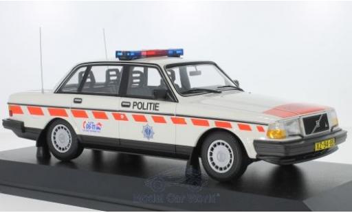 Volvo 240 1/18 Minichamps GL Politie (NL) 1986 diecast model cars