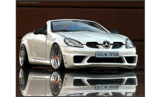 Mercedes Classe SLK Base 1/18 Maisto 350 diecast model cars