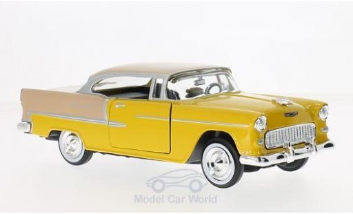 Diecast model cars Chevrolet Bel Air 1/24 Motormax yellow/brown 1955 Chevrolet Bel Air 1/24 Motormax yellow/brown 1955 diecast model cars