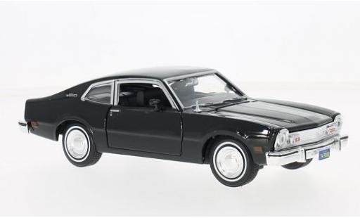 Ford Maverick 1/24 Motormax black 1974 diecast model cars