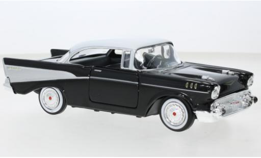 Diecast model cars Chevrolet Bel Air 1/24 Motormax Bel air Hardtop tuning black/Décorer 1957 Chevrolet Bel Air 1/24 Motormax Bel air Hardtop tuning black/Décorer 1957 diecast model cars