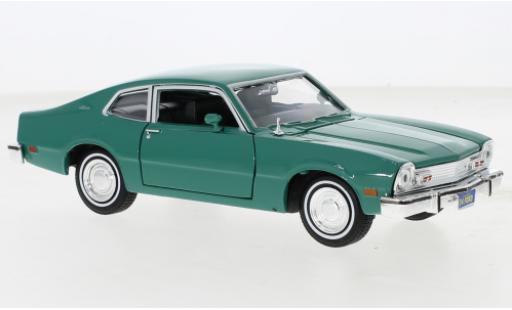 Ford Maverick 1/24 Motormax green 1974 diecast model cars