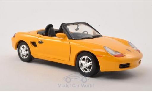 Diecast model cars Porsche Boxster 1/24 Motormax (986) yellow Porsche Boxster 1/24 Motormax (986) yellow diecast model cars