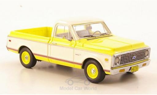 Diecast model cars Chevrolet C-10 1/43 Neo yellow/white 1971 Chevrolet C-10 1/43 Neo yellow/white 1971 diecast model cars