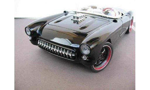 Chevrolet Corvette course 1/18 Burago C1 chevy v8 drag 1957 diecast model cars
