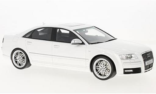 Audi S8 1/18 Ottomobile D3 white 2008 diecast model cars