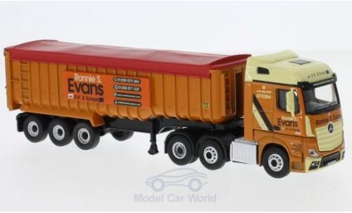Diecast model cars Mercedes Actros 1/76 Oxford SSC RHD Ronnie Evans Muldenkipper Mercedes Actros 1/76 Oxford SSC RHD Ronnie Evans Muldenkipper diecast model cars