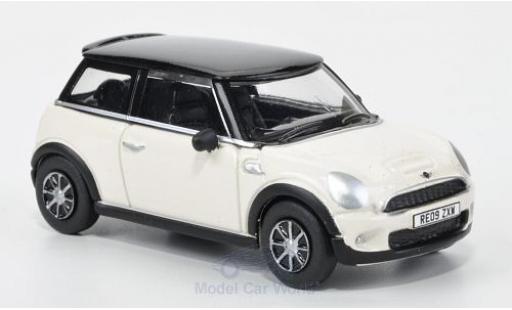 Diecast model cars Mini Cooper 1/76 Oxford S white/black 2005 Mini Cooper 1/76 Oxford S white/black 2005 diecast model cars