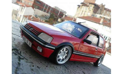 Peugeot 205 GTI 1/18 Solido 1.9 Rouge Vallelunga red vallelunga jantes pts diecast model cars