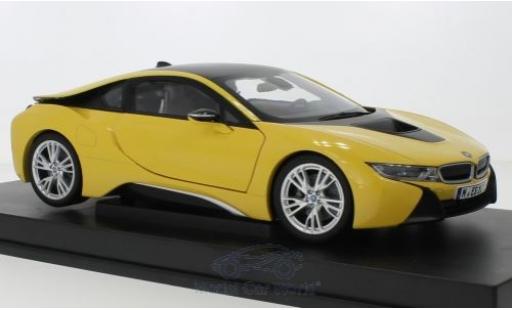 Bmw i8 1/18 Paragon yellow diecast model cars