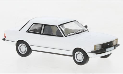 Diecast model cars Ford Taunus 1/87 PCX87 TC2 white 1976 Ford Taunus 1/87 PCX87 TC2 white 1976 diecast model cars