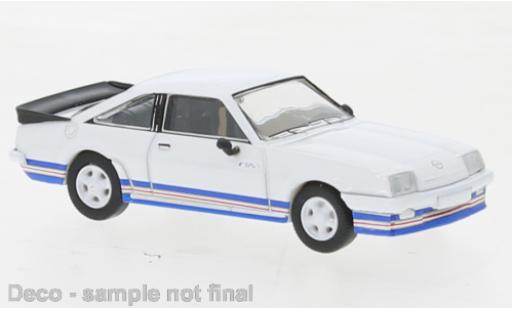 Diecast model cars Opel Manta 1/87 PCX87 i200 white 1984 Opel Manta 1/87 PCX87 i200 white 1984 diecast model cars