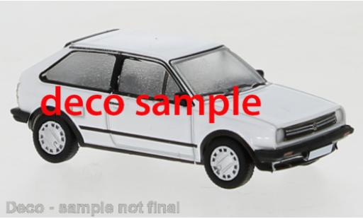 Diecast model cars Volkswagen Polo 1/87 PCX87 II Coupe white 1985 Fox Volkswagen Polo 1/87 PCX87 II Coupe white 1985 Fox diecast model cars