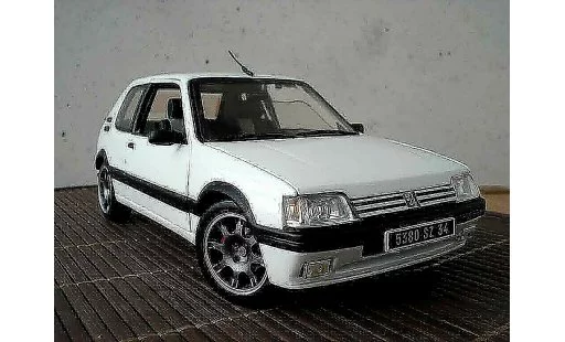 Peugeot 205 GTI 1/18 Solido white jantes pts diecast model cars