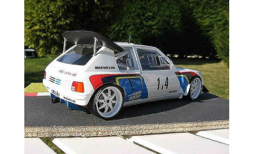 Peugeot 205 Turbo 16 1/18 Solido rallye T16 diecast model cars