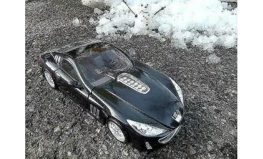 Peugeot 907 Concept 1/18 Burago car 2004 diecast model cars