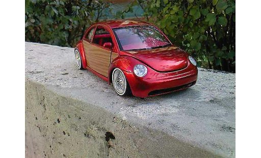 Volkswagen New Beetle Base 1/18 Burago low rider diecast model cars