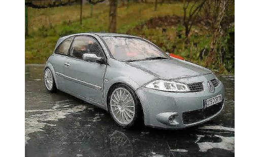 Renault Megane Sport 1/18 Burago rs grey diecast model cars