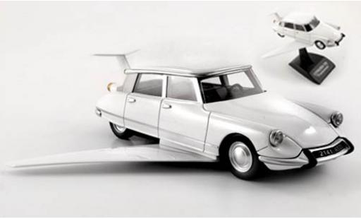 Diecast model cars Citroen DS 1/43 Provence Moulage Fantomas white Citroen DS 1/43 Provence Moulage Fantomas white diecast model cars