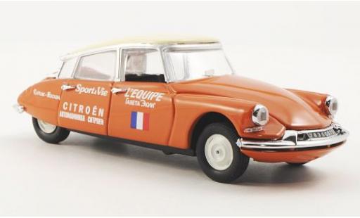 Diecast model cars Citroen ID 19 1/43 Rio 1957 Paris - Moskau Citroen ID 19 1/43 Rio 1957 Paris - Moskau diecast model cars