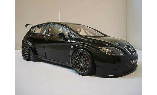 Seat Leon WTCC 1/18 Guiloy test car noir diecast model cars