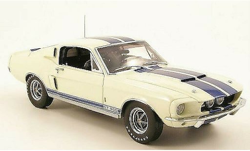 Shelby GT 500 1967 1/24 GMP white/blue diecast model cars